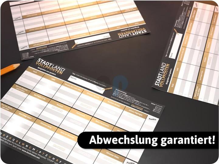 Actual product image Denkriesen "Stadt Land Vollpfosten" New Year's Eve Edition (German)