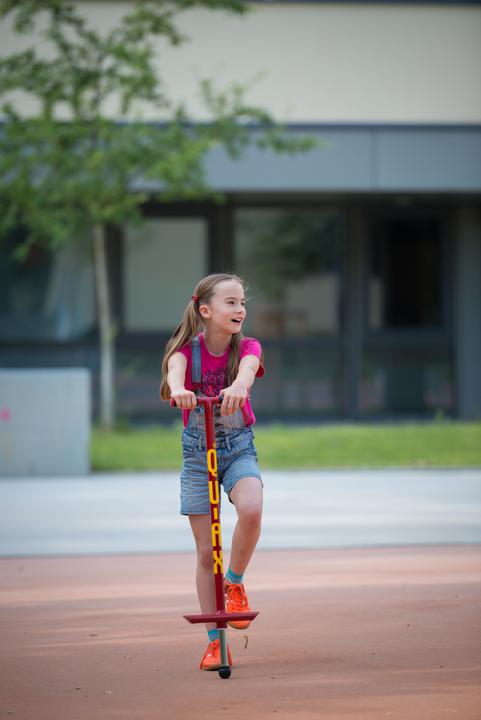 Produktbild Qu-Ax Pogo-Stick