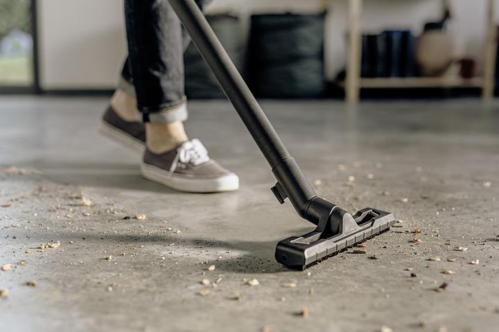 Actual product image Kärcher KWD 1 W V-12/2/18 (Wet dry vacuum cleaner)