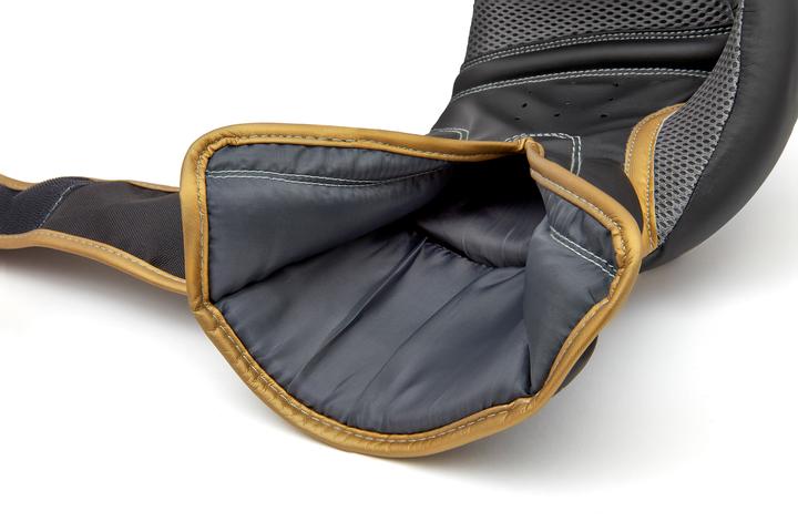 Actual product image Reebok Boxing Gloves 14oz Gold/Black (14 OZ)