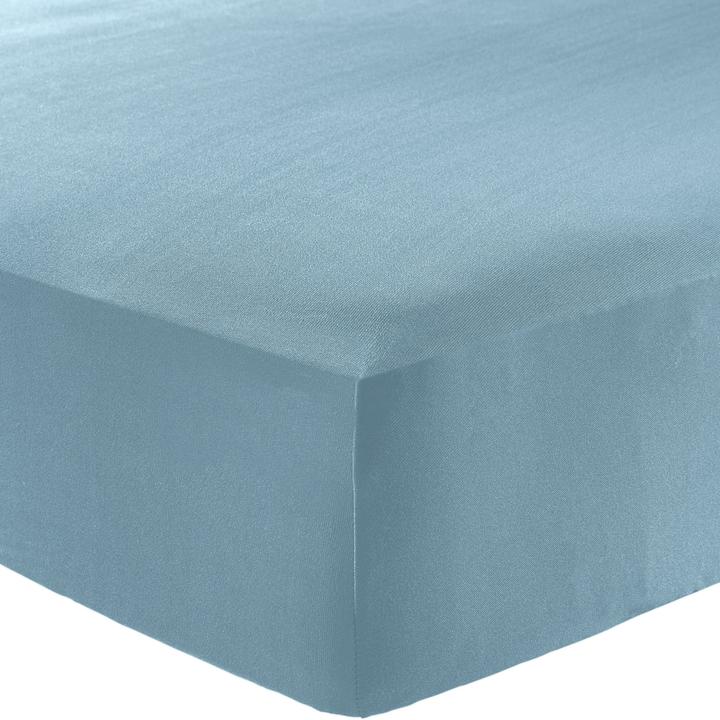Hellblau