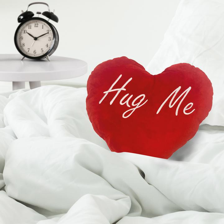 Produktbild Mad Monkey Heizbares Kissen Hug Me (30 x 30 cm)