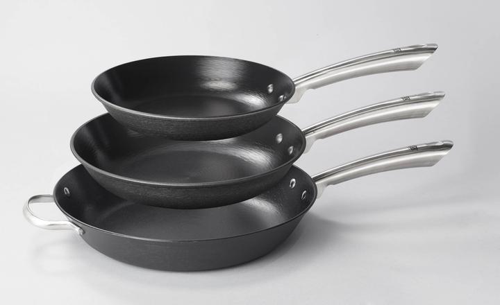 Actual product image GSW Cast iron frying pan "professional", Ø 24 cm (24 cm, Frying pan, Cast iron)