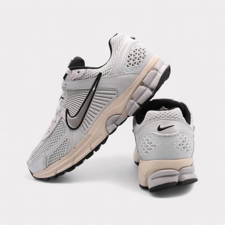 Image du produit Nike Zoom Vomero 5 (44)