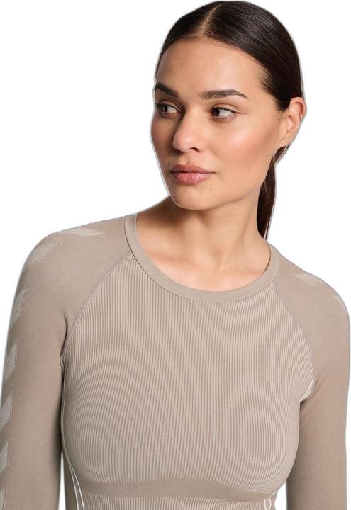 Actual product image hummel Te Christel Seamless T-Shirt L/S (L)