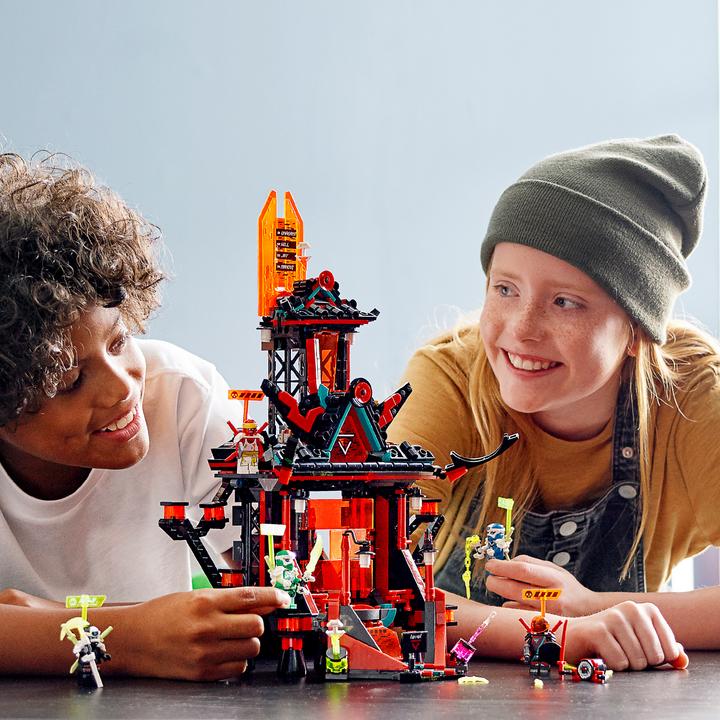 Produktbild LEGO Tempel des Unsinns (71712, LEGO Ninjago)