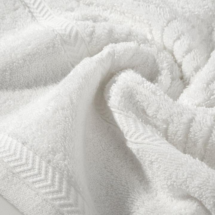 Image du produit Eurofirany REINA LINE Serviette en coton avec motif en zigzag et bord lisse, 500 g/m2, 50 x 90 cm (50 x 90 cm)