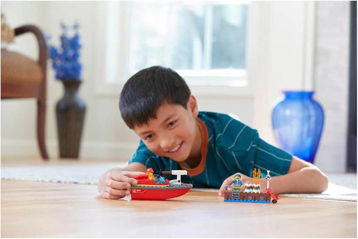 Image du produit LEGO Les pompiers du port (60213, LEGO City)