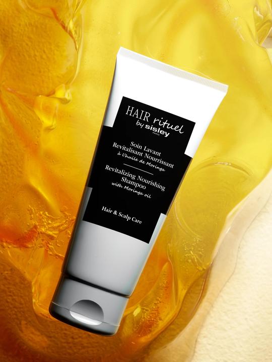 Image du produit Sisley Soin Lavant Revitalisant Nourrissant (200 ml, Shampoing liquide)