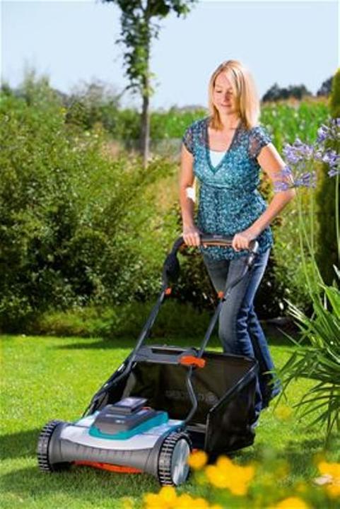 Productafbeelding Gardena Grasvanger (Grasmaaier, Grasvanger + opvangzak)