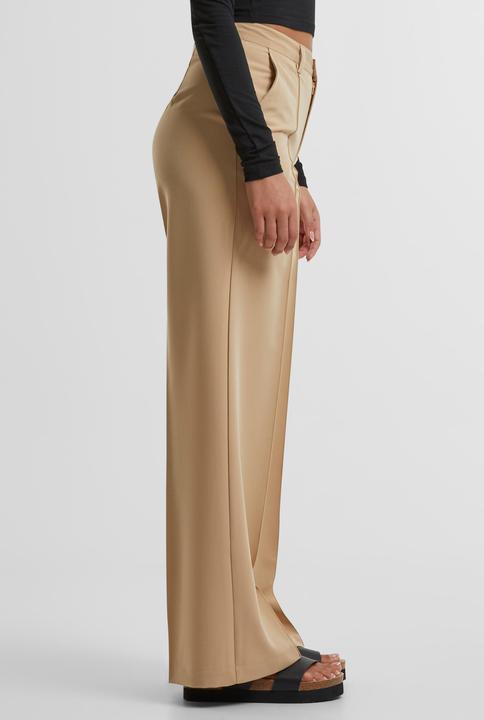 Actual product image Urban Classics Ladies Wide Pleated Pants - 139273 (30)