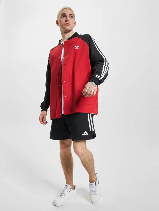 Immagine prodotto adidas SST Giacca da allenamento in tessuto meglio se scarlatto/ - 102113 (M)