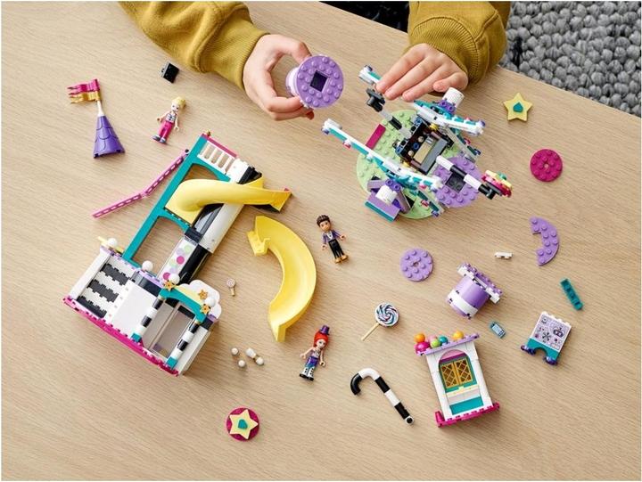 Actual product image LEGO Magic Ferris Wheel with Slide (41689, LEGO Friends)