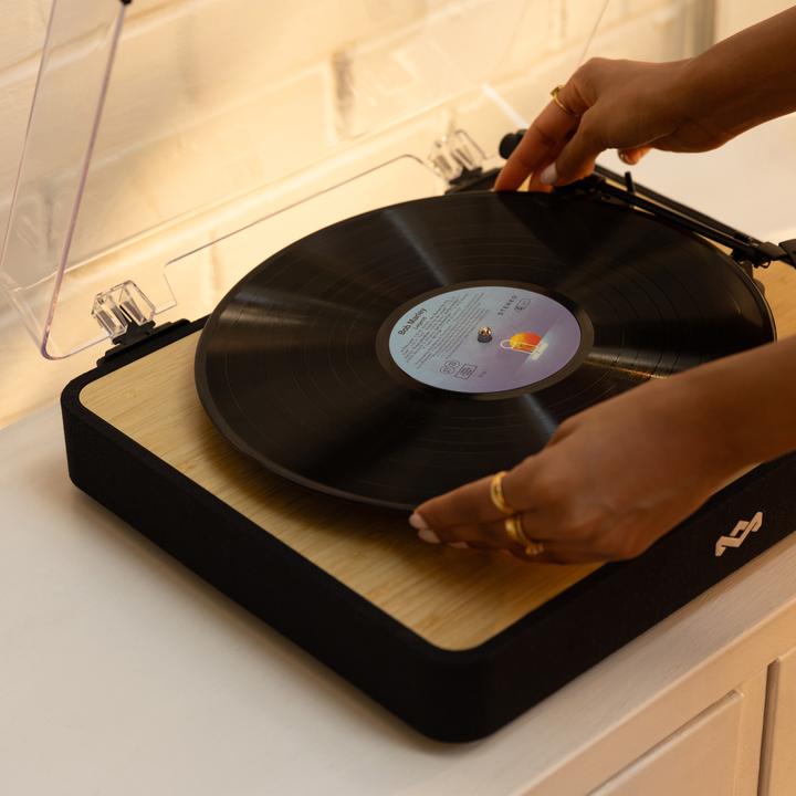 Actual product image House of Marley Revolution (Semi-automatic)