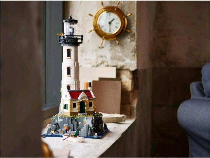 Productafbeelding LEGO Gemotoriseerde vuurtoren (21335, LEGO Ideeën, LEGO Zeldzame Sets)