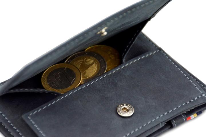 Actual product image Garzini cavare coin