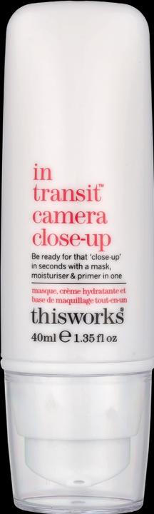 Image du produit This Works Caméra en transit en gros plan (40 ml)