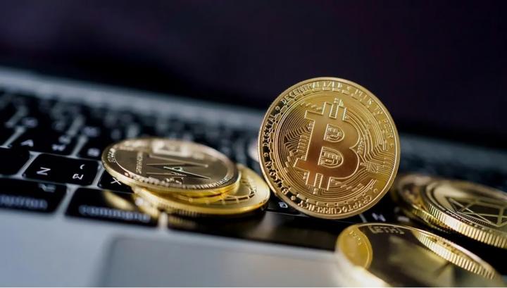 Produktbild Snuups Bitcoin Crypto Novelty Cryptocurrency Souvenir Novelty Item Coin