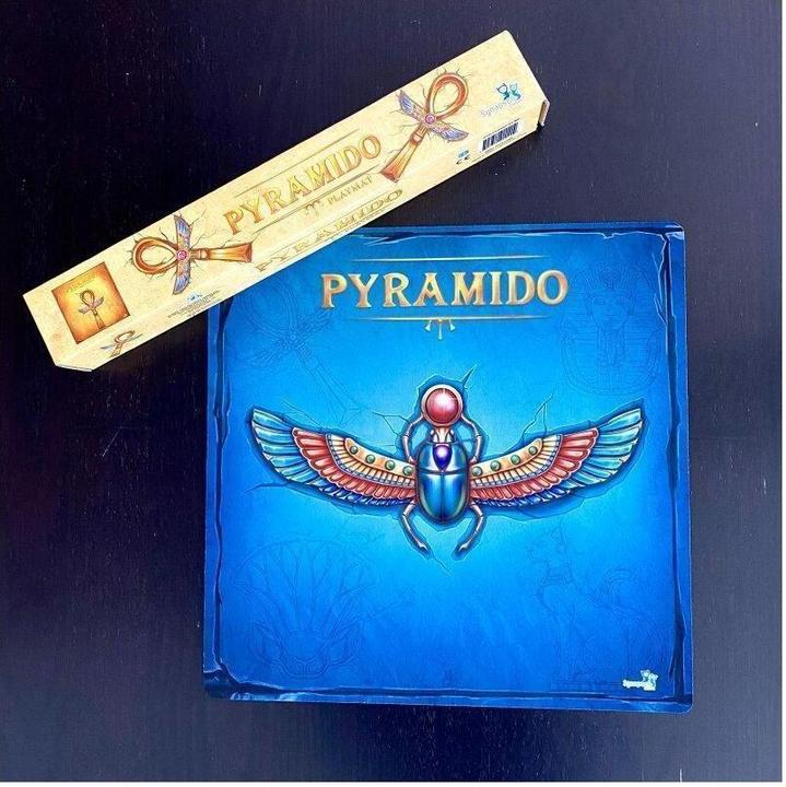 Immagine prodotto Synapses Games SG026 - Playmat Pyramido: Scarabeo alato di Chepre (colore azzurro)