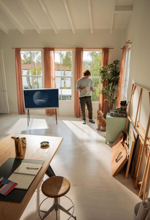 Actual product image Samsung QE55LS01RA Serif 2.0 (55", QLED, 4K, 2019)