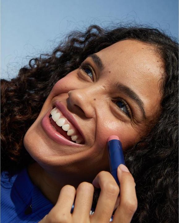 Image du produit Labello Caring Beauty Rose Stick 4.8 g (Sticks de soin, 204.40 ml)