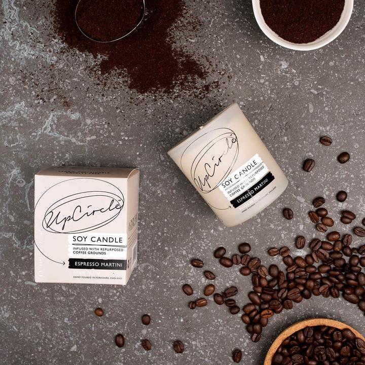 Actual product image UpCircle Espresso Martini Natura l Soy Candle (180 g)
