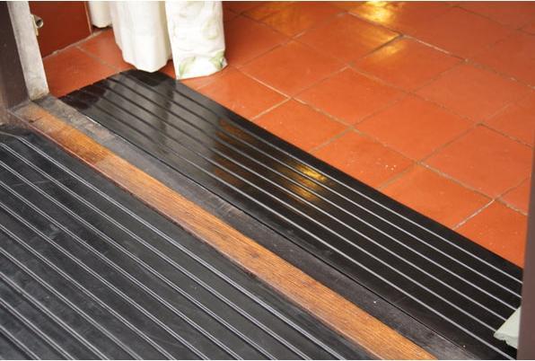 Image du produit The Ramp People Rampe en caoutchouc 100 x 540 x 900 mm