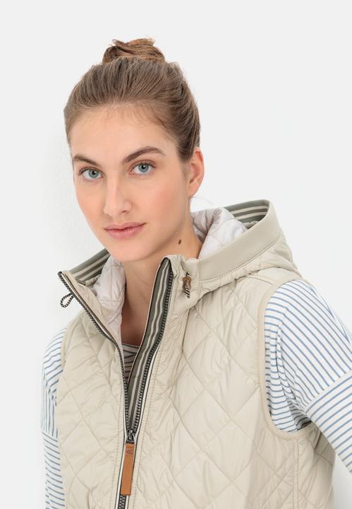 Actual product image Camel Active Long quilted waistcoat in recycled polyester (48)