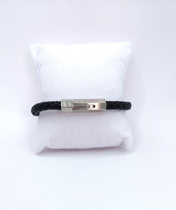 Produktbild Thomss Lederarmband No.19 Unisex Leder Schwarz & Edelstahlverschluss Umfang 21.5cm (21.50 cm, Edelstahl, 100% Leder)