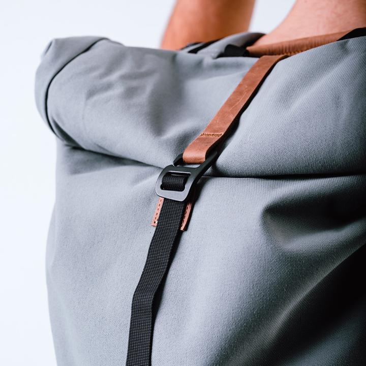 Actual product image Mero Mero Squamish Bag V2 (20 l)