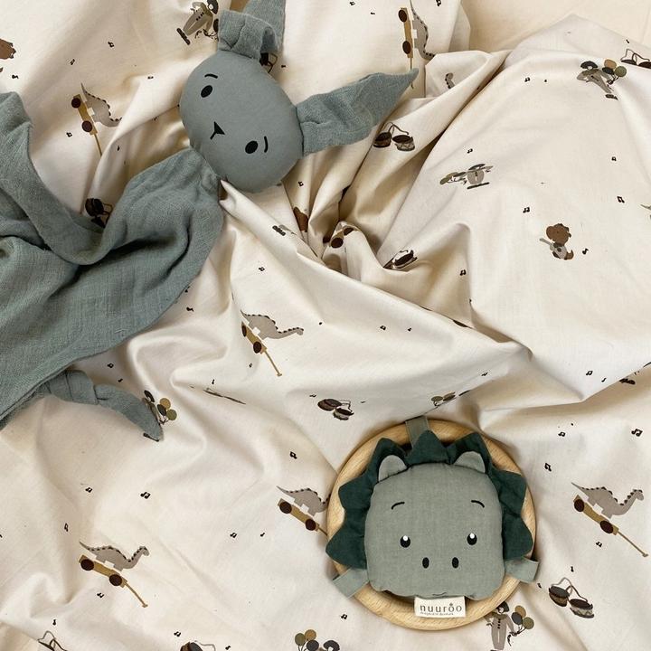Produktbild Nuuroo Bera baby bed linen - Music Dino (40 x 45 cm)