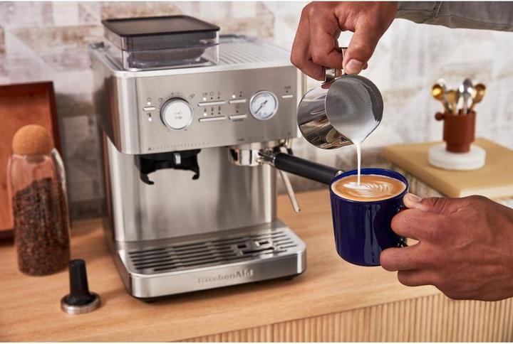 Actual product image KitchenAid 5KES6551ESX Portafilter machine with grinder