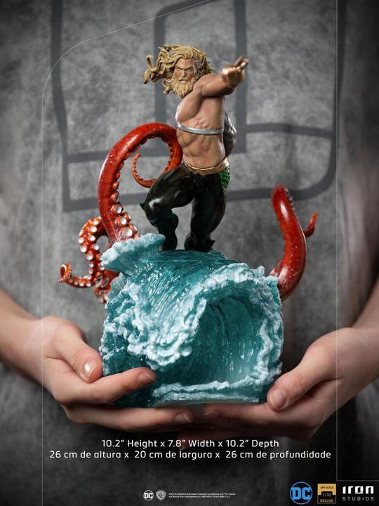 Actual product image Iron Studios DC Comics statuette 1/10 Deluxe Art Scale Aquaman 26 cm
