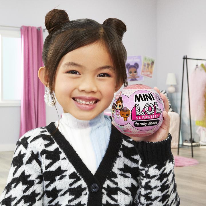 Actual product image L.O.L. Surprise! LOL. Surprise! Mini Family Shops Doll
