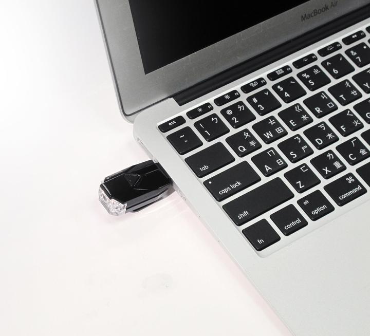 Immagine prodotto Infini Mini Lava (50 lm, 8 lm)