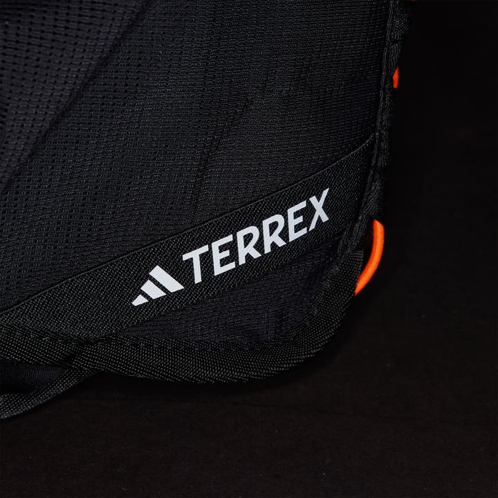 Immagine prodotto adidas Escursione di velocità (15.60 l)