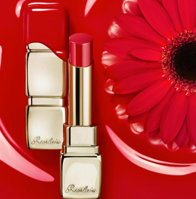 Immagine prodotto Guerlain KissKiss Shine Bloom n. 519 (519 Floral Brick)