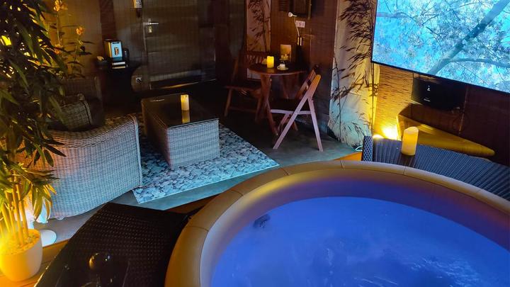 Image du produit Spa privatif romantique (2 pers.)