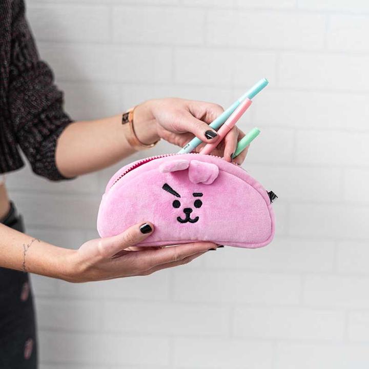 Image du produit BT21 Line Friends - Pochette en peluche pour les ustensiles COOKY