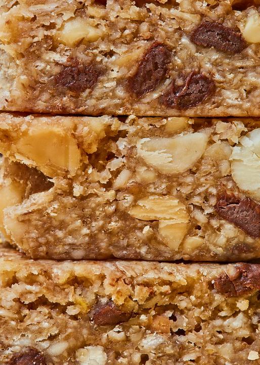 Actual product image KoRo Organic oatmeal bar with peanut and chocolate (Peanut and chocolate, 1 pcs., 900 g)