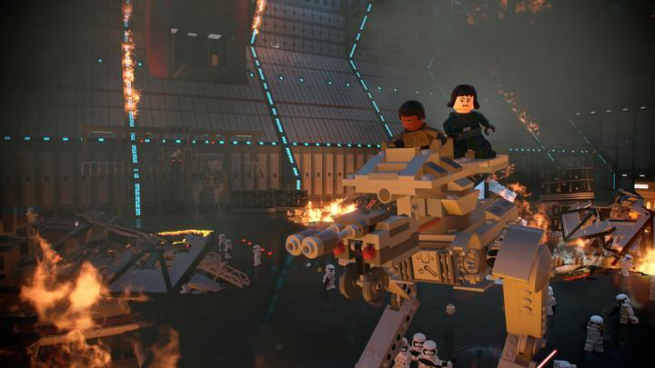 Actual product image WB Xbox One LEGO Star Wars: The Skywalker Saga (Xbox One S)