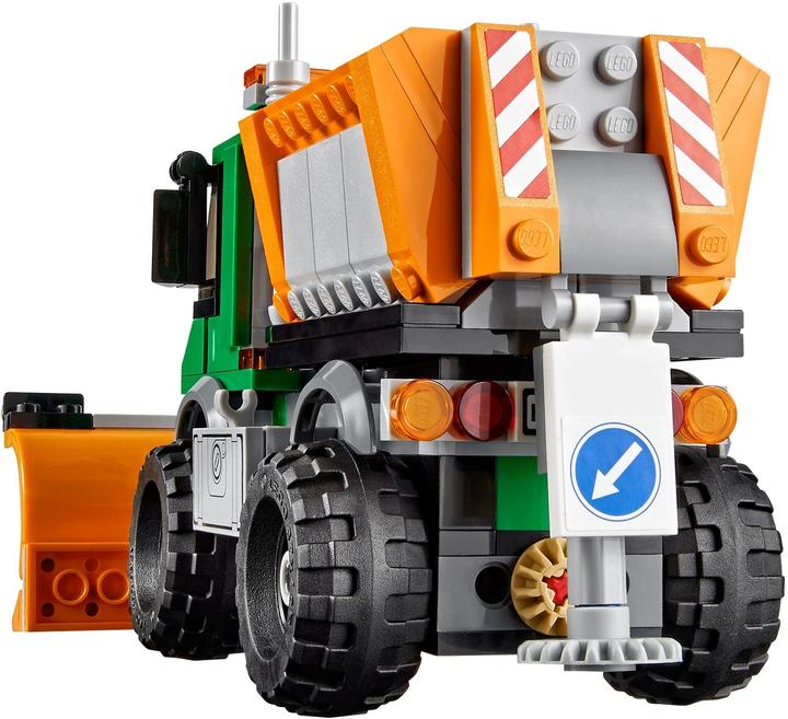 Actual product image LEGO Snowplow Truck (60083, LEGO City)