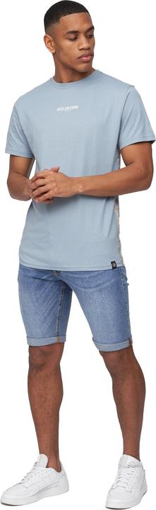 Actual product image Duck and Cover Mens Zeki Shorts (32)