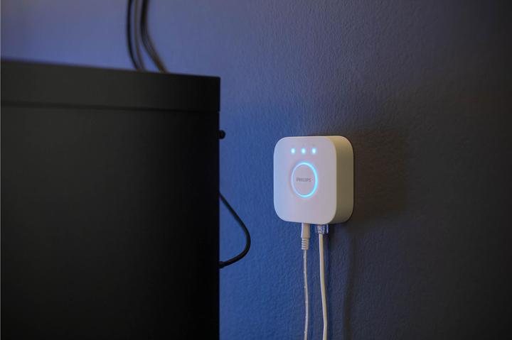 Produktbild Philips Hue Play Gradient inkl. Bridge (Mehrfarbig, 116.50 cm, Indoor)