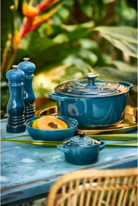 Actual product image Le Creuset Signature (24 cm, Casserole + Stewpot, Cast iron)