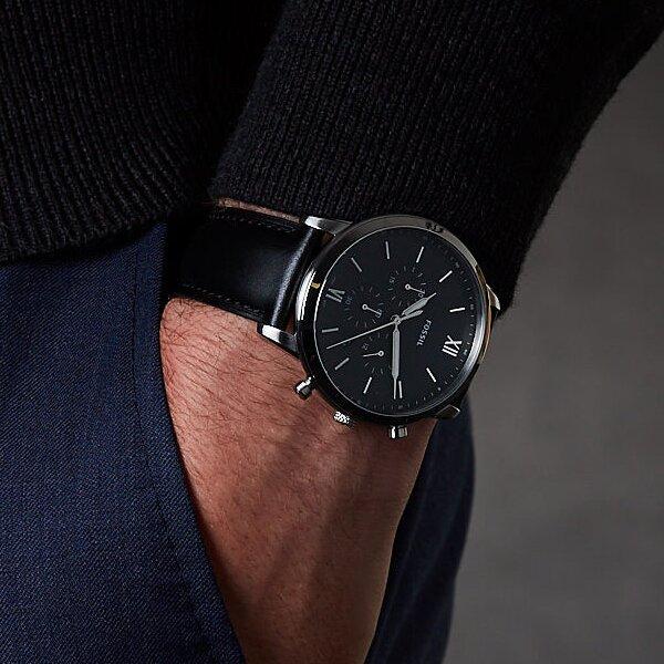 Actual product image Fossil Neutra (Analogue wristwatch, Chronograph, 44 mm)
