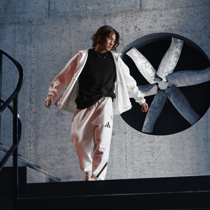 Produktbild adidas Z.N.E. Pants (M)