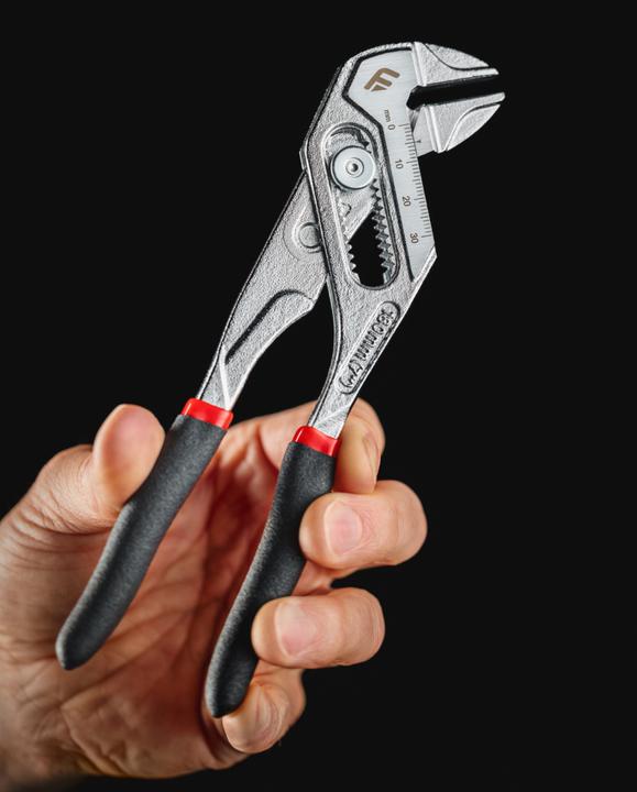 Actual product image Feedback Sports Adjustable pliers spanner (180 mm)