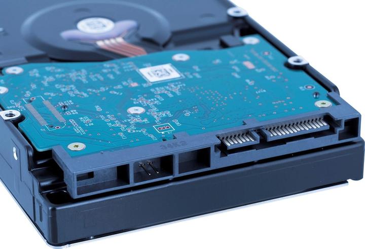Actual product image WD Purple (8 TB, 3.5", CMR)