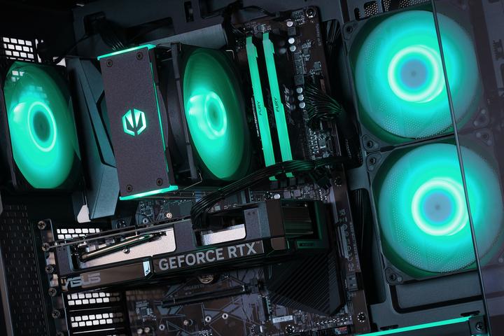 Image du produit Actina 5901443416395 (AMD Ryzen 5 7600X, 32 Go, 1000 Go, GeForce RTX 5070)